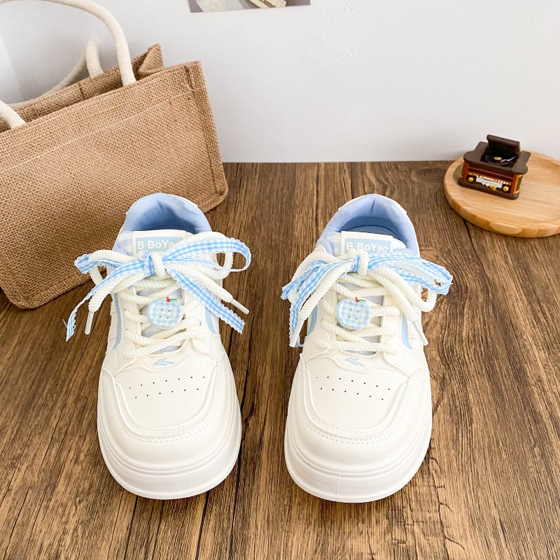 Buty typu board shoe z motywem – Sewing New recenzja i cena